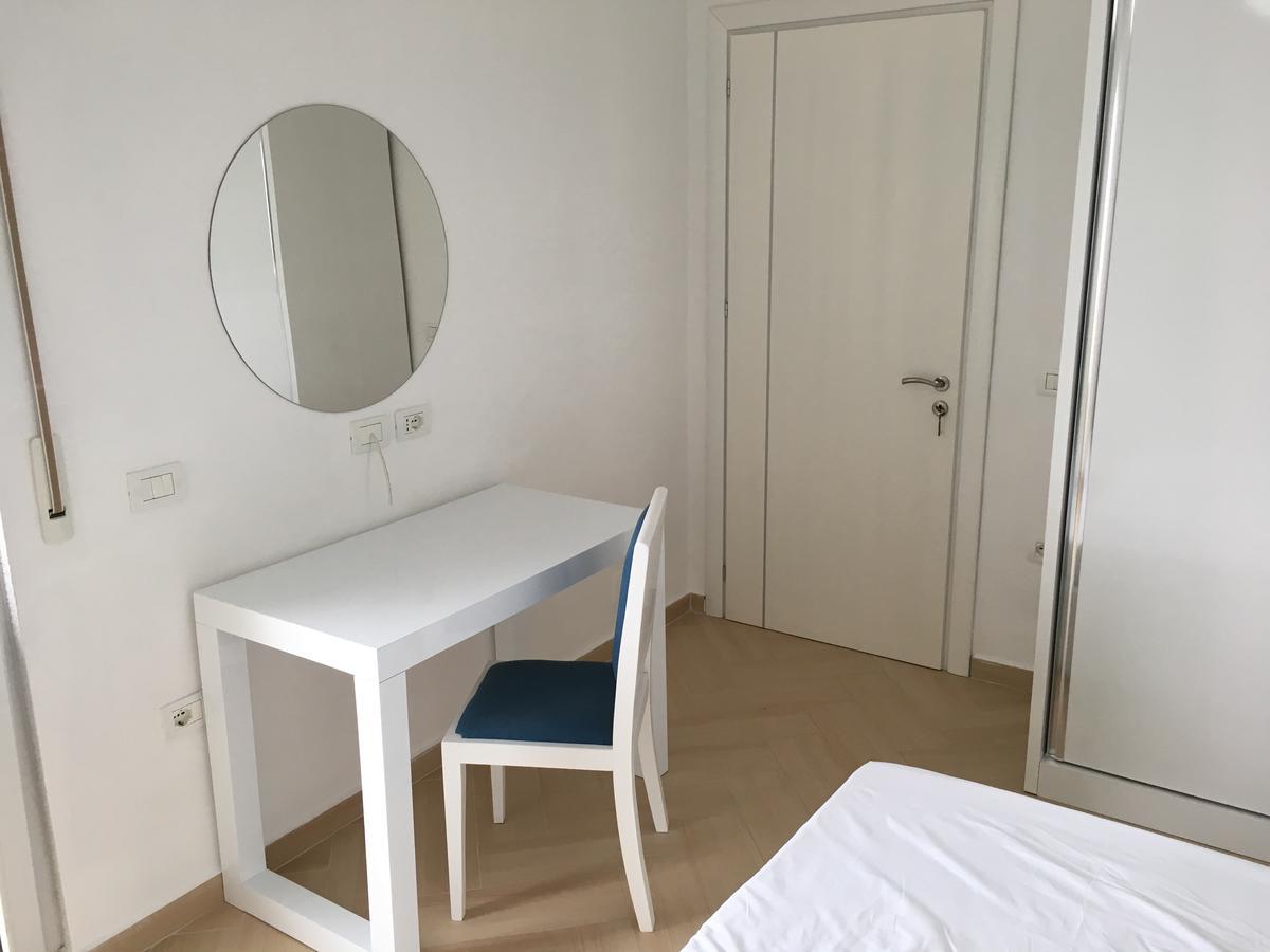 White Residence Apartament Saranda Kültér fotó